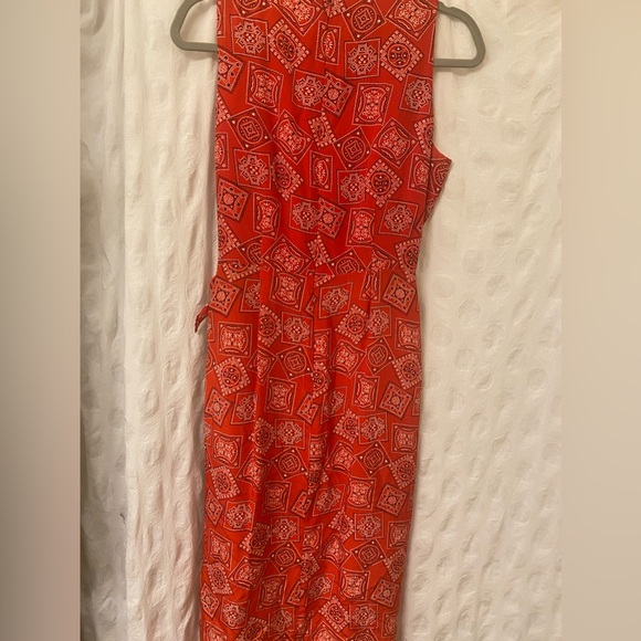 Women’s size 12 Petite, silk bandanna wrap dress. - Picture 6 of 6
